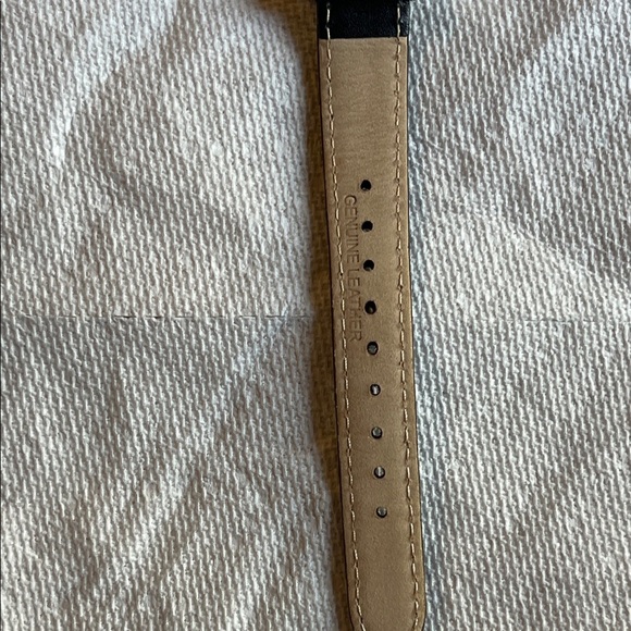 Timex Silver and Black Leather Watch - Picture 6 of 7